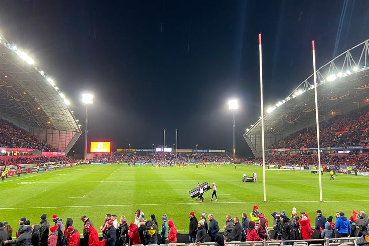 Thomond Park, Limerick, campo interno di Munster.