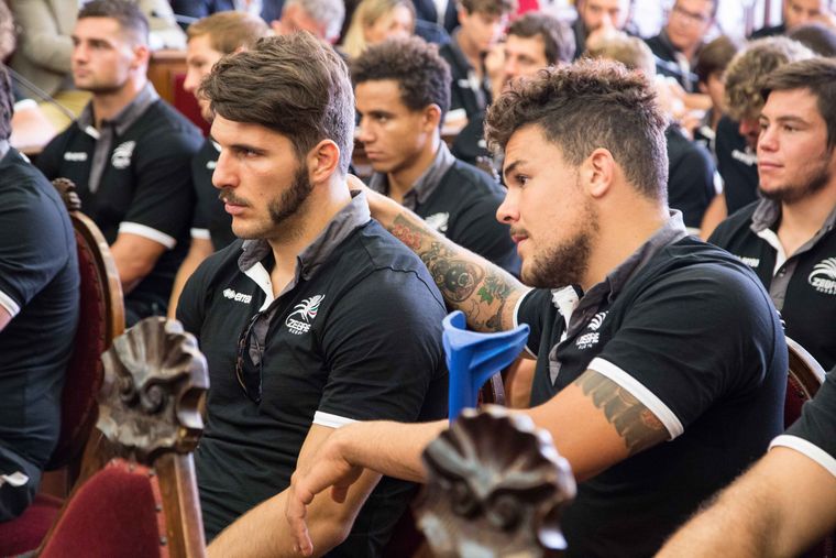 Giocatori delle Zebre Rugby alla presentazione della squadra, agosto 2014.